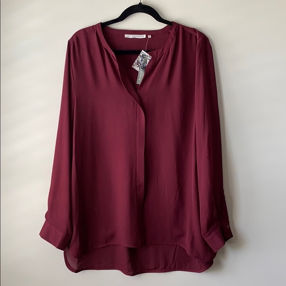 Tops - Violet & Claire maroon blouse